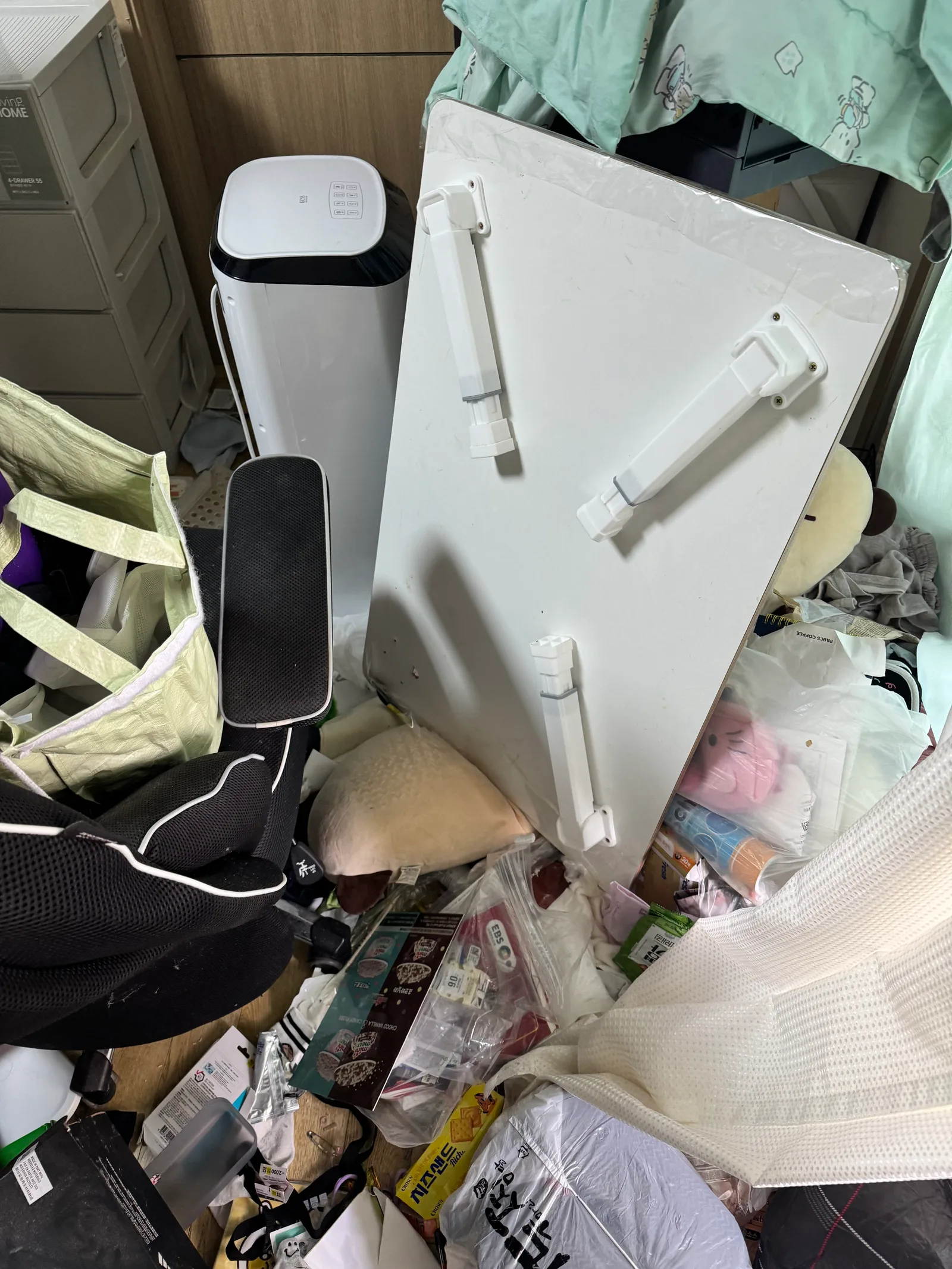포천시 소흘읍 쓰레기집 청소는 어떻게 하는 게 좋을까? 윤비서홈케어 특수청소 전문 현장 작업 사진 2